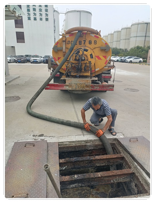 友谊隔油池清掏